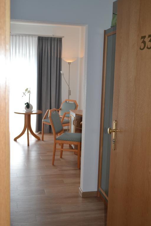 Hotel & Restaurant Zur Linde Freital Bagian luar foto