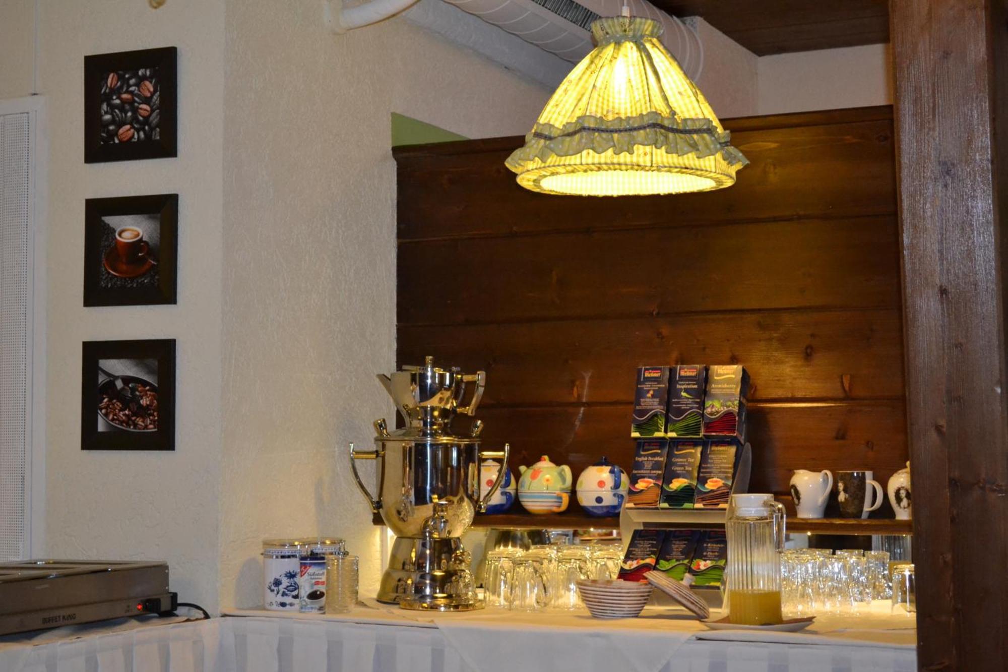 Hotel & Restaurant Zur Linde Freital Bagian luar foto