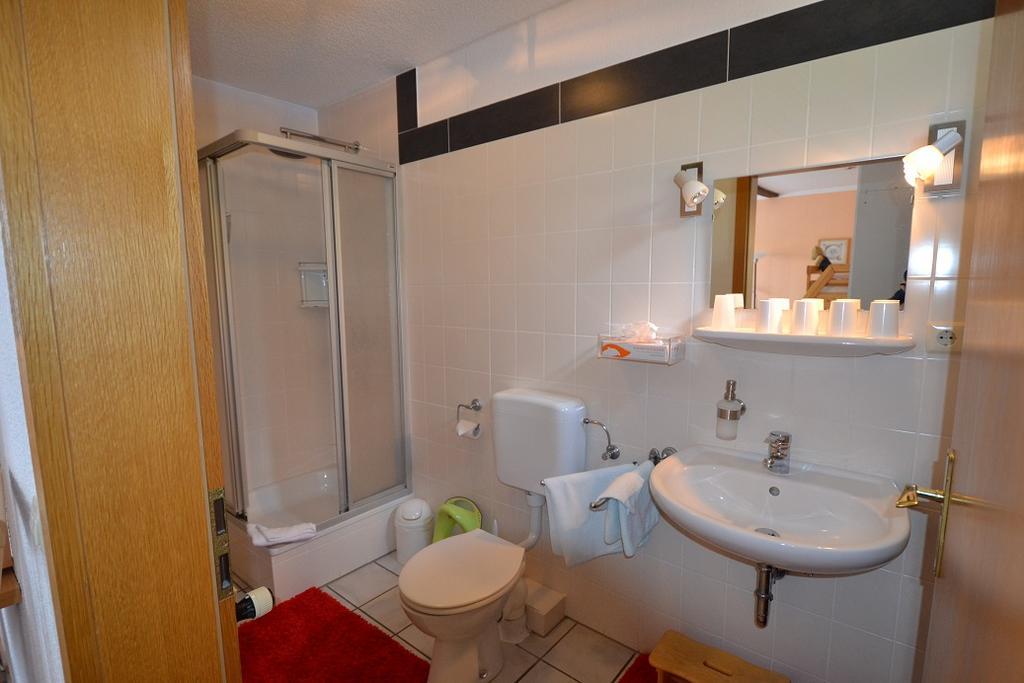 Hotel & Restaurant Zur Linde Freital Bagian luar foto