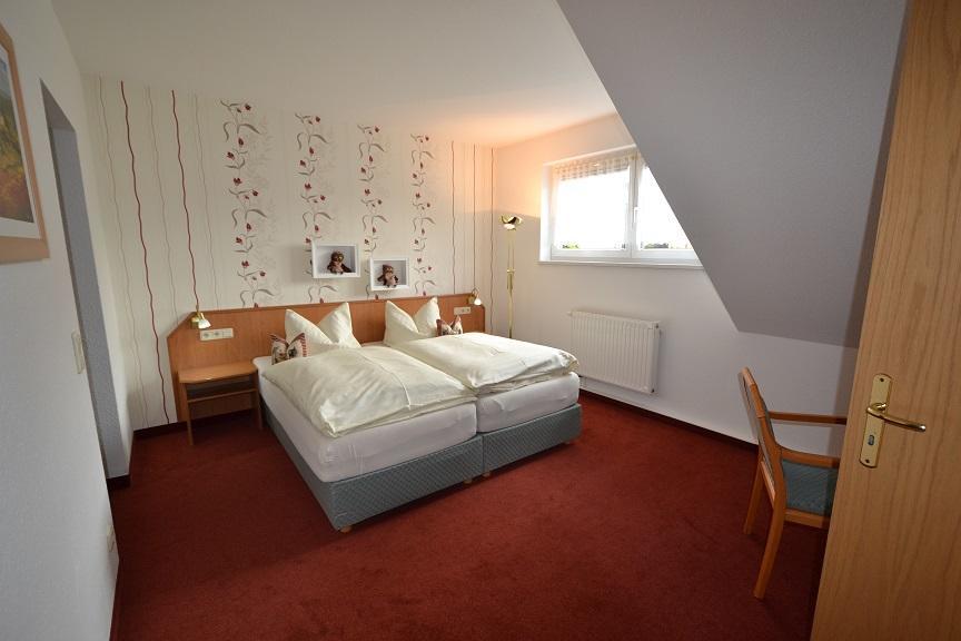 Hotel & Restaurant Zur Linde Freital Bagian luar foto