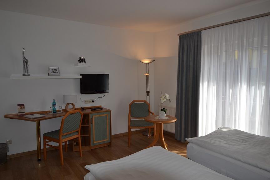 Hotel & Restaurant Zur Linde Freital Bagian luar foto