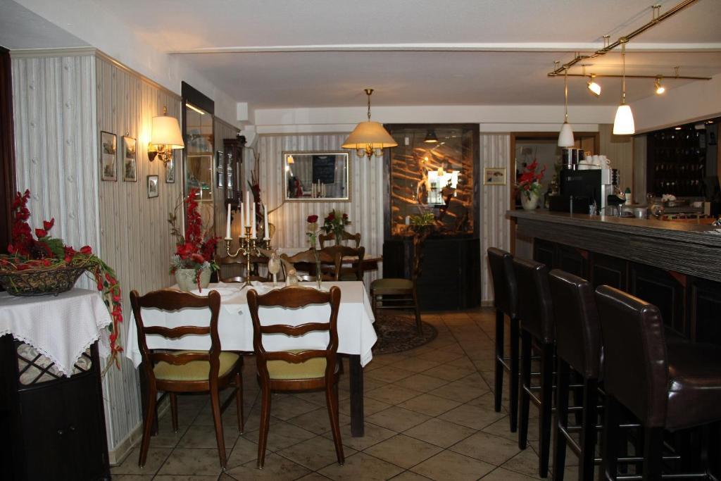 Hotel & Restaurant Zur Linde Freital Ruang foto