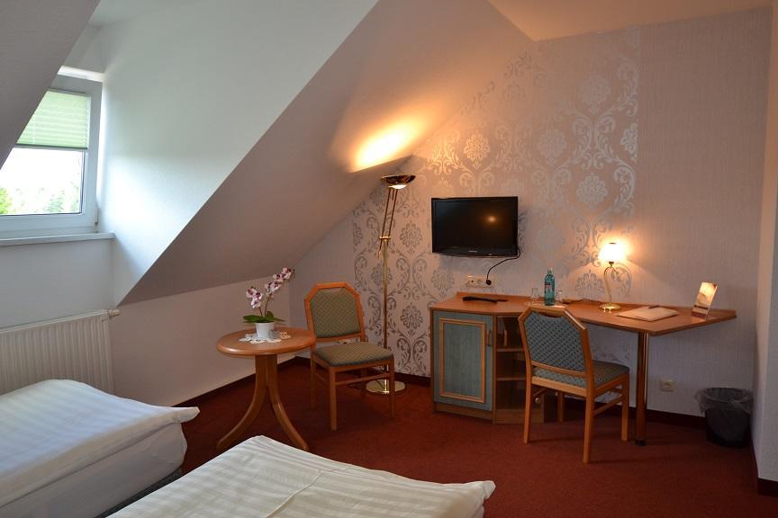Hotel & Restaurant Zur Linde Freital Bagian luar foto