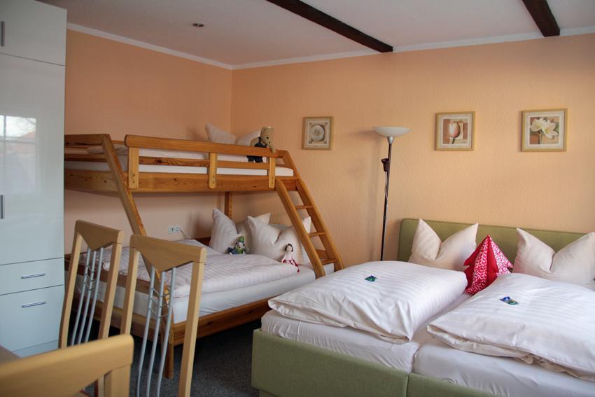 Hotel & Restaurant Zur Linde Freital Bagian luar foto